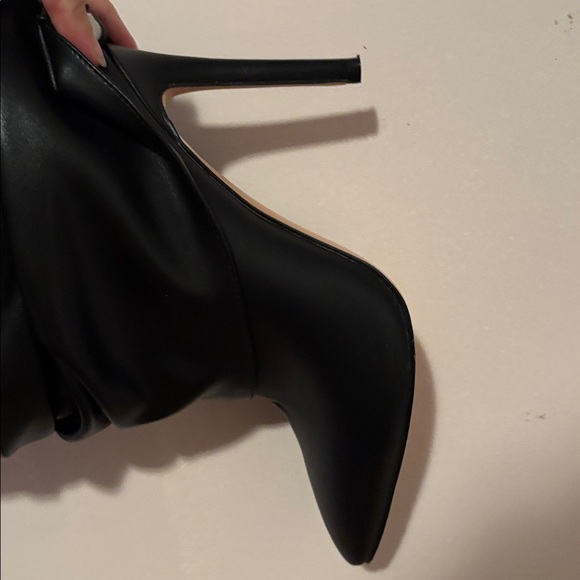 Black Leather Women's Boots - Picture 4 of 4
